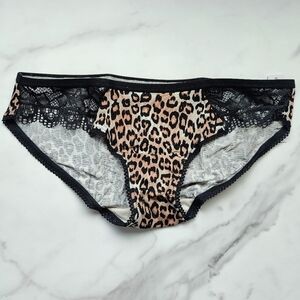 NWT SOMA EMBRACEABLE ENCHANTING LACE BIKINI PANTY IN INSPIRED SPOT MINI BLACK SM